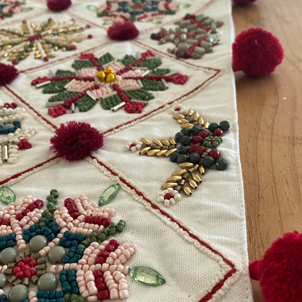 Hand Beaded Christmas Table Runner Pom Pom Trim - Picture 6 of 7